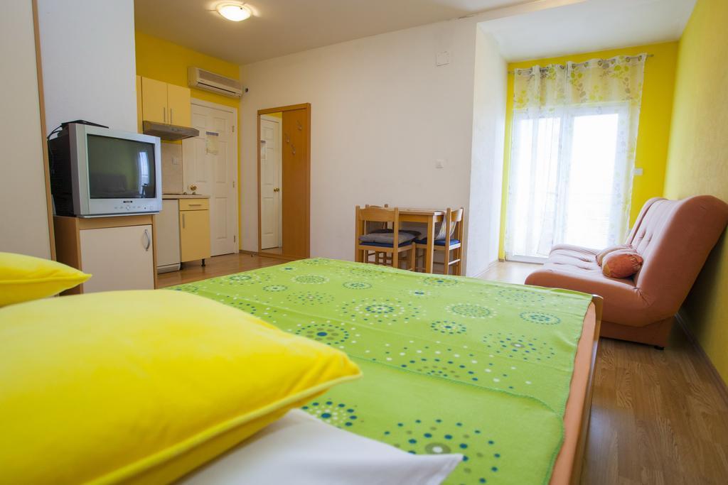 Apartments Makarska Ngoại thất bức ảnh